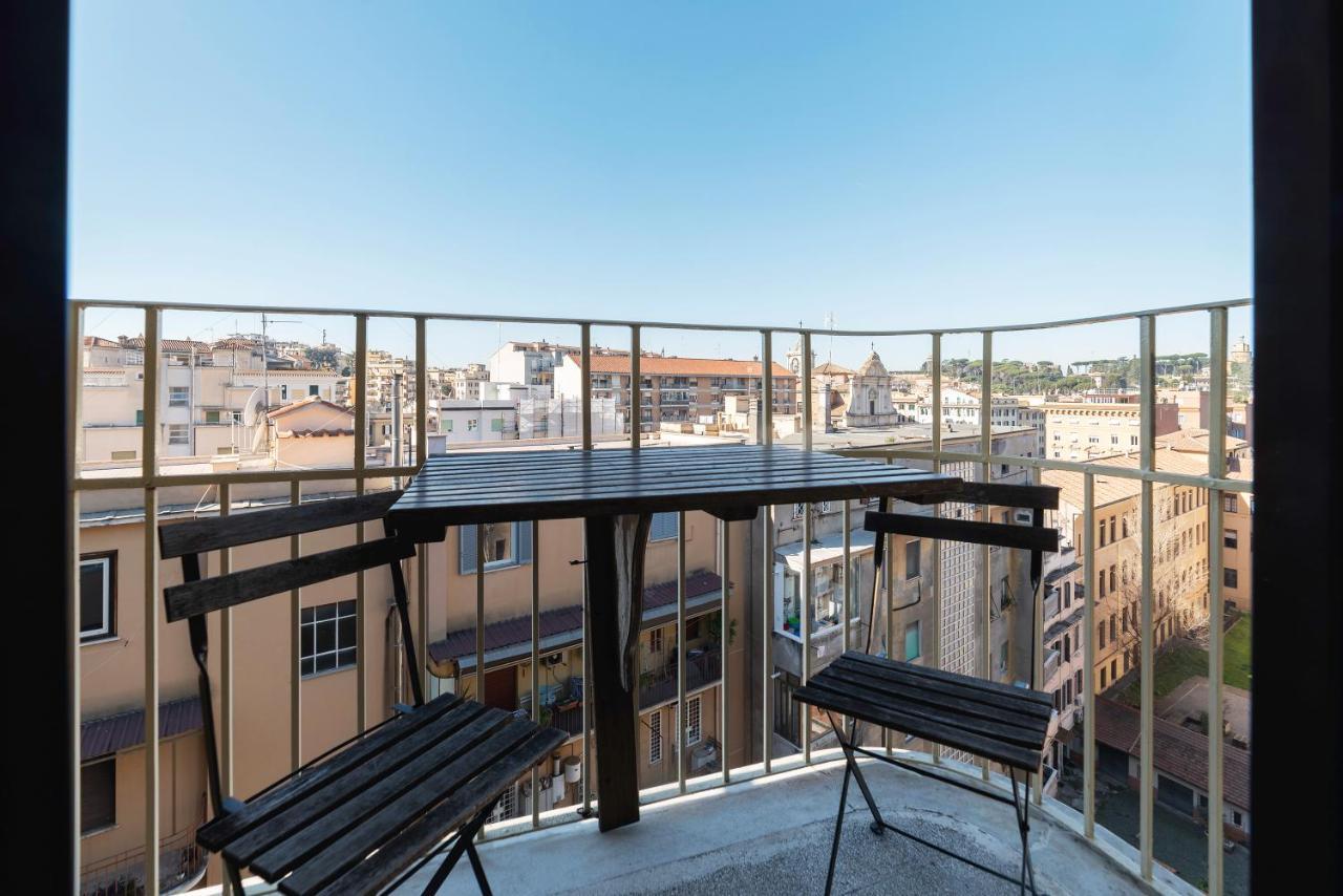 Bright Apt With Views Of San Pietro Rome Extérieur photo
